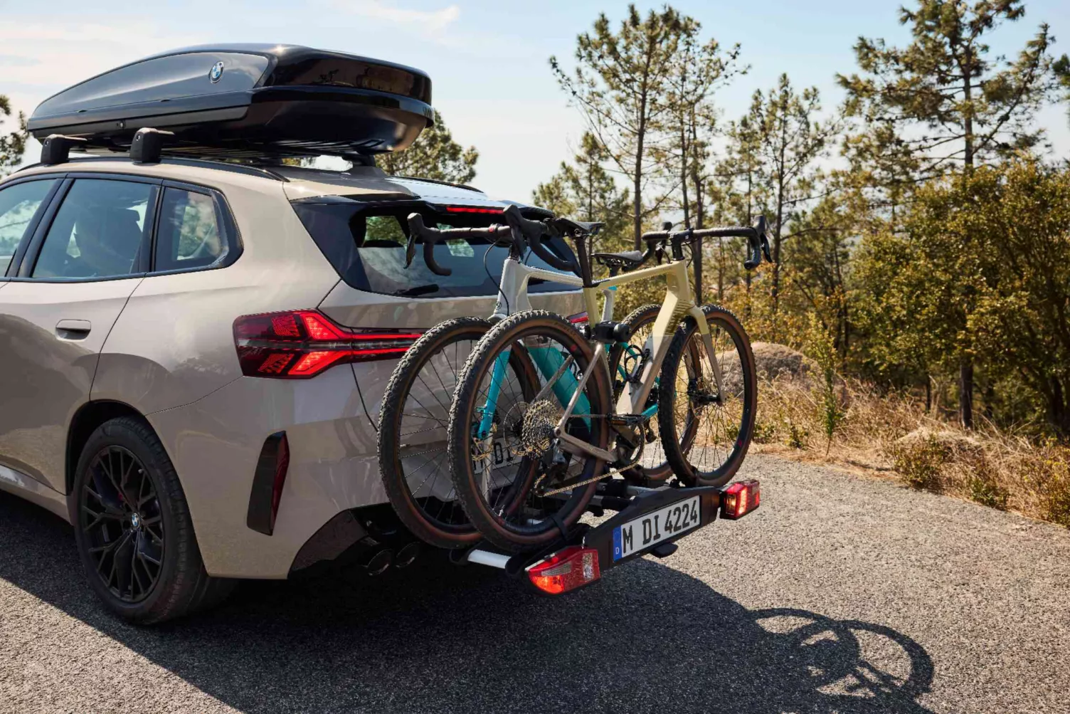 BMW Pro 3.0 hátsó kerékpártartó két kerékpár számára.